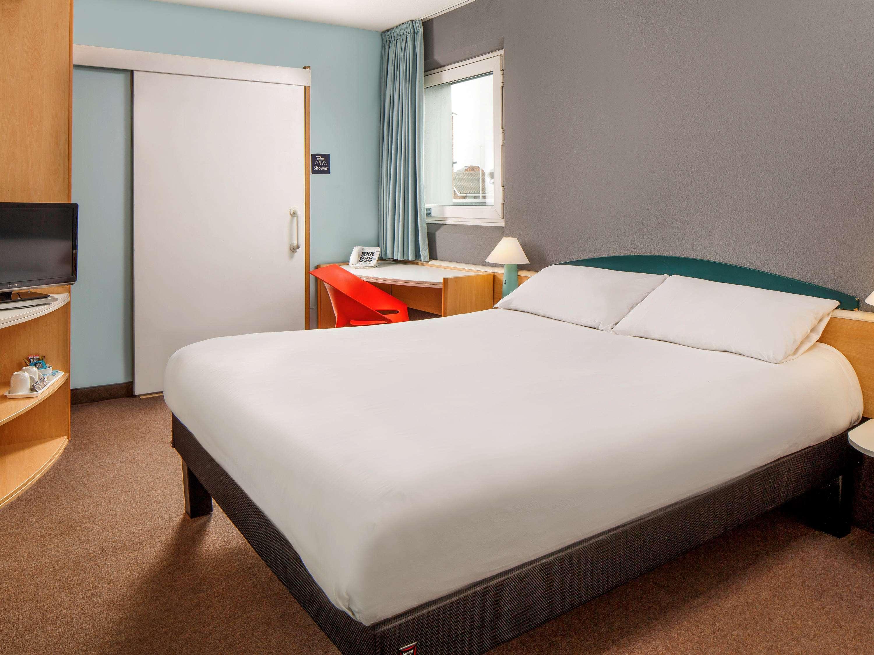 Ibis London Thurrock M25 Grays Екстер'єр фото