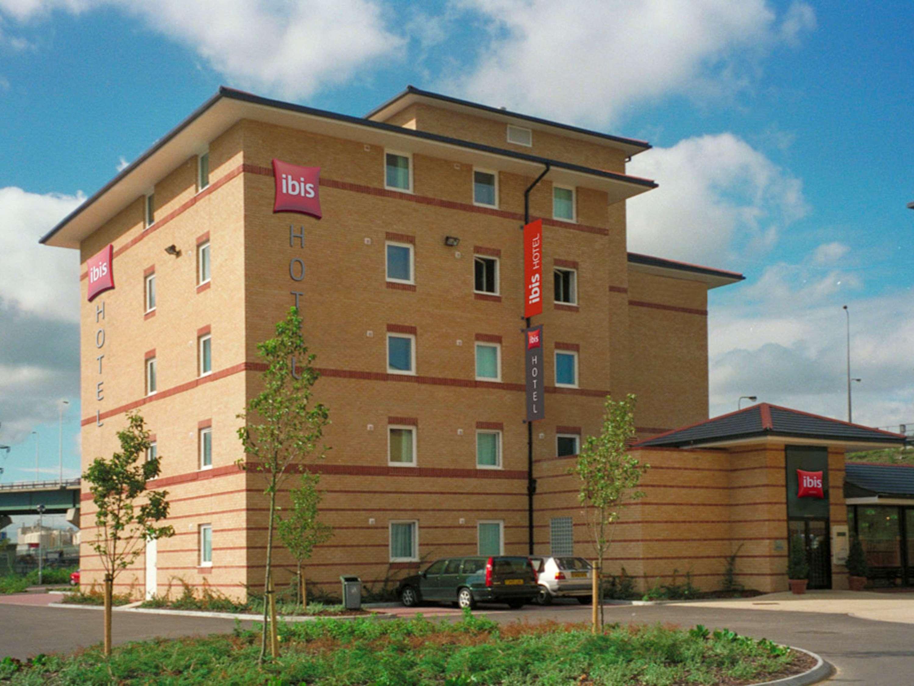 Ibis London Thurrock M25 Grays Екстер'єр фото